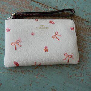 Coach PINK Bow Print Corner Zip Wristlet Clutch Wallet RARE!!!